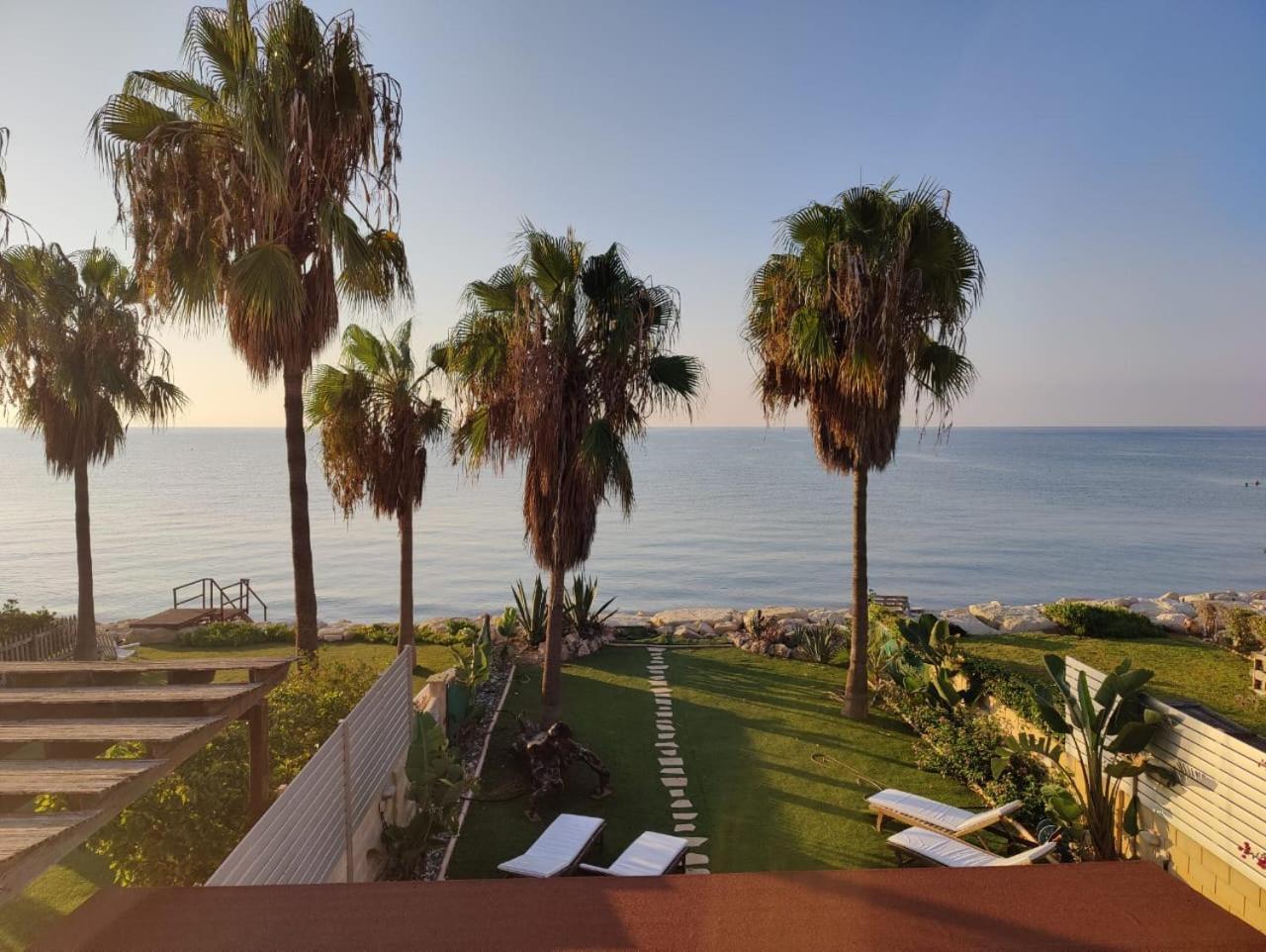 Beachfront Villa Carpe Diem Kiti Eksteriør billede