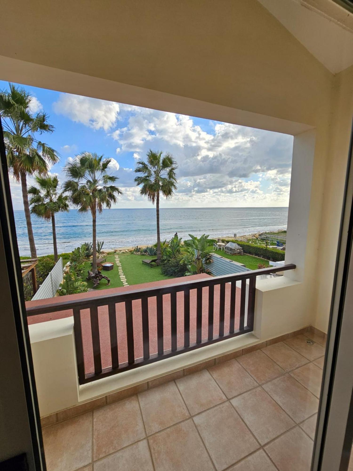 Beachfront Villa Carpe Diem Kiti Eksteriør billede